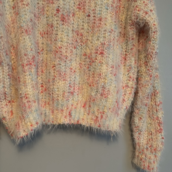 ALTAR’D STATE Oversized Fuzzy Pastel Sweater, size XS - Picture 8 of 8